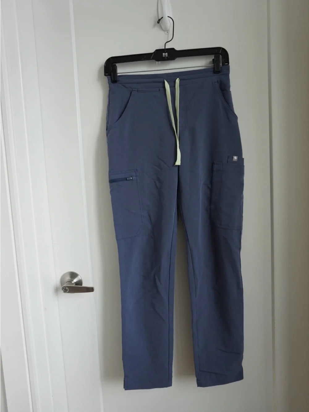 Figs Women’s Scrub Set